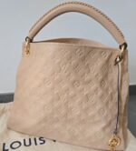 SAC a main Louis VUITTON