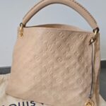 SAC a main Louis VUITTON